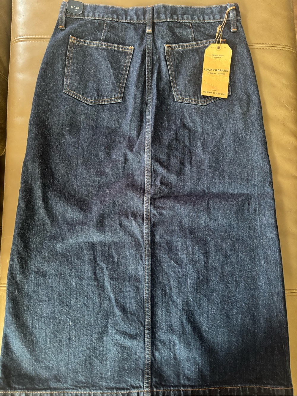 Jeans Subcategory Classification - Picture 3 of 3